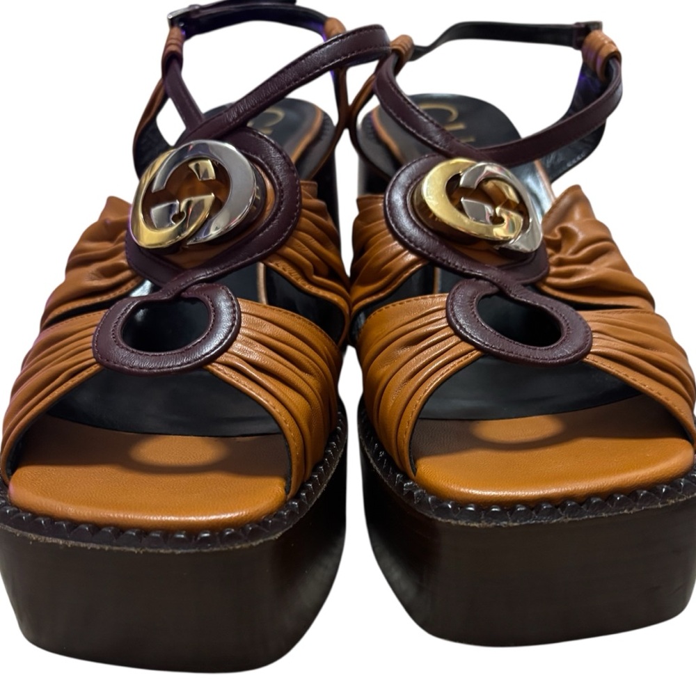 Gucci Charolette”
Pre Owned
Excellent Condition 
Dust-bags included
No Box!!!